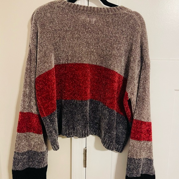 Volcom Women's Sweater in Red, Gray, and Black - Picture 2 of 3